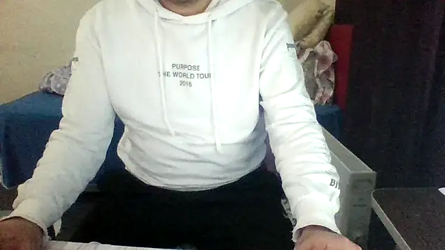 Snapshot of st206boy chatting on November 14, 2025, 12:53 am st206boy online show from November 14, 2025, 12:53 am