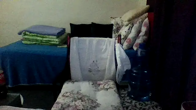 Snapshot of st206boy chatting on December 1, 2025, 11:10 pm st206boy online show from December 1, 2025, 11:10 pm