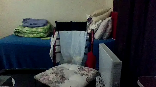 Snapshot of st206boy chatting on December 17, 2025, 10:49 pm st206boy online show from December 17, 2025, 10:49 pm