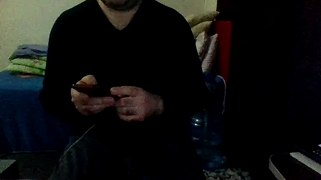 Snapshot of st206boy chatting on December 20, 2025, 12:51 am st206boy online show from December 20, 2025, 12:51 am