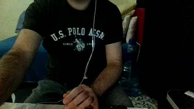 Snapshot of st206boy chatting on December 22, 2025, 12:51 am st206boy online show from December 22, 2025, 12:51 am