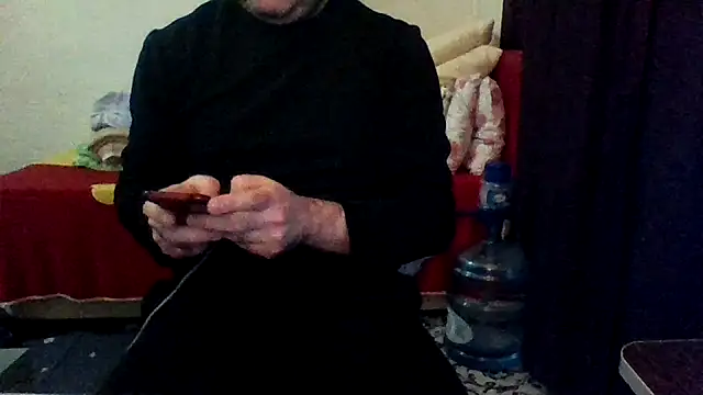 Snapshot of st206boy chatting on January 11, 2026, 12:04 am st206boy online show from January 11, 2026, 12:04 am