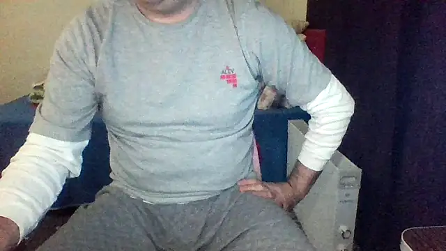 Snapshot of st206boy chatting on February 15, 2026, 10:50 pm st206boy online show from February 15, 2026, 10:50 pm