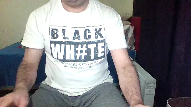 Snapshot of st206boy chatting on February 16, 2026, 11:23 pm st206boy online show from February 16, 2026, 11:23 pm