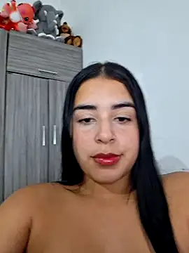 channell0 online show from September 18, 2025, 5:31 am