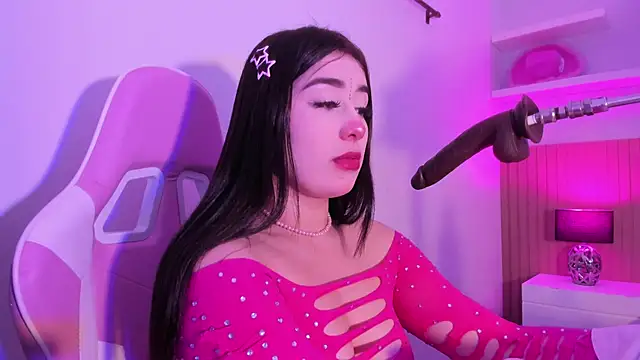 Snapshot of Amara_melodi chatting on June 30, 2026, 11:33 am Amara melodi online show from June 30, 2026, 11:33 am