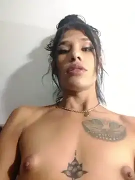 Snapshot of beautiful_taty chatting on December 20, 2025, 5:58 am beautiful taty online show from December 20, 2025, 5:58 am