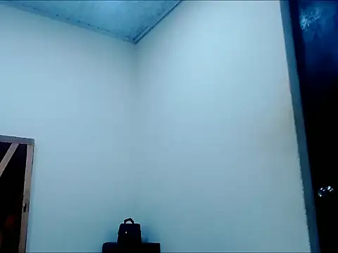 Snapshot of beautiful_taty chatting on January 15, 2026, 4:28 am beautiful taty online show from January 15, 2026, 4:28 am