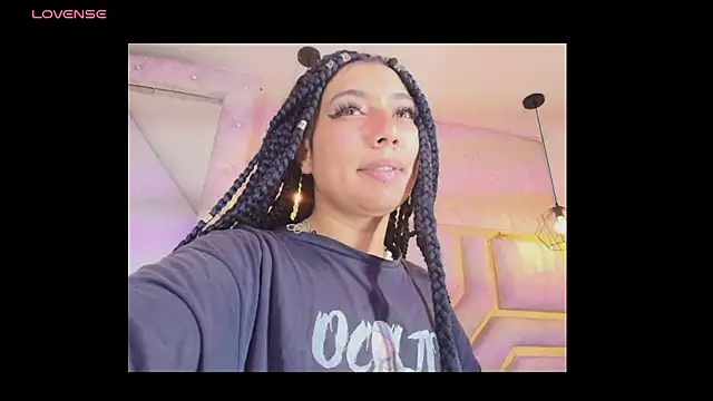 Snapshot of Soleil_66 chatting on November 3, 2025, 7:20 am Soleil 66 online show from November 3, 2025, 7:20 am