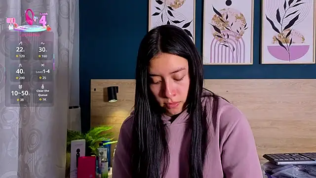 SarahMiler  online show from December 16, 2025, 8:47 pm