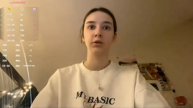 DanaCore online show from December 19, 2025, 3:41 pm