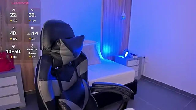 megara x  online show from December 18, 2025, 2:17 am