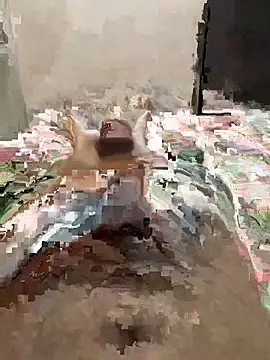 Snapshot of aka_big chatting on September 19, 2025, 5:13 pm aka big online show from September 19, 2025, 5:13 pm