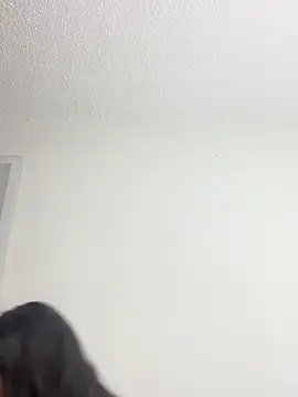 Issa Santana online show from December 19, 2025, 8:38 pm