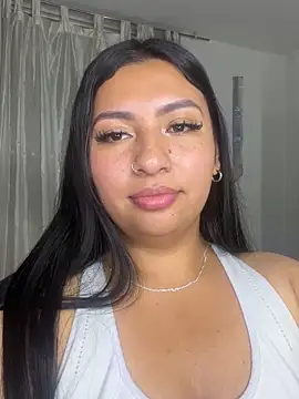 Issa Santana online show from May 28, 2026, 11:24 pm