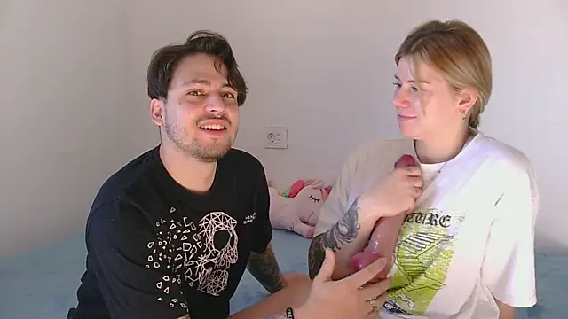 Snapshot of Nearky chatting on November 25, 2025, 11:10 am Nearky online show from November 25, 2025, 11:10 am