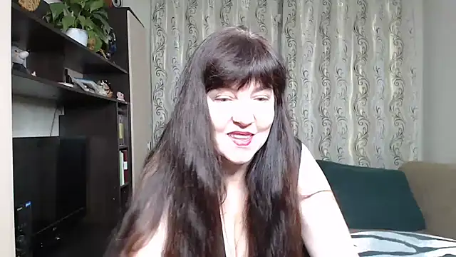 Snapshot of Illusionq chatting on November 18, 2025, 9:58 am Illusionq online show from November 18, 2025, 9:58 am