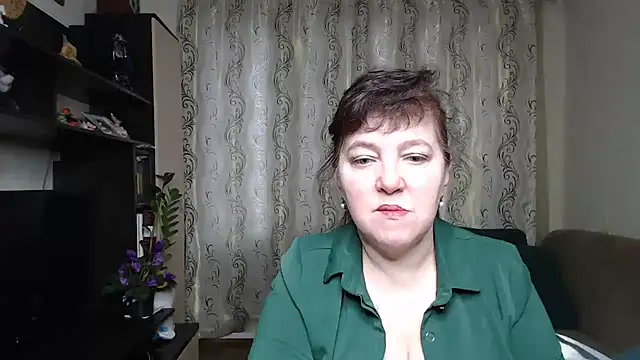 Snapshot of Illusionq chatting on February 25, 2026, 5:06 am Illusionq online show from February 25, 2026, 5:06 am