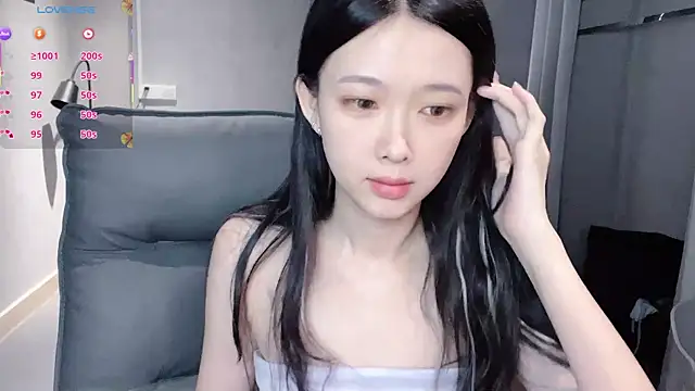 Snapshot of NiNi-baby520 chatting on November 27, 2025, 7:32 am NiNi-baby520 online show from November 27, 2025, 7:32 am