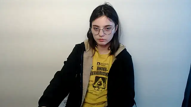 Sun Shine   online show from February 9, 2026, 1:04 pm