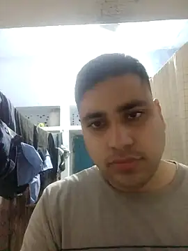 Snapshot of Desirock001 chatting on February 14, 2026, 3:53 pm Desirock001 online show from February 14, 2026, 3:53 pm