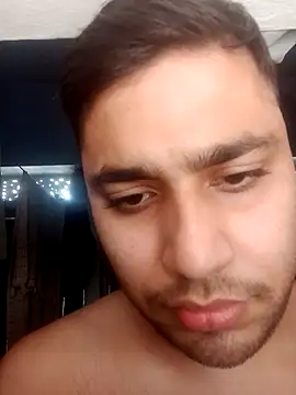 Snapshot of Desirock001 chatting on February 21, 2026, 8:04 am Desirock001 online show from February 21, 2026, 8:04 am