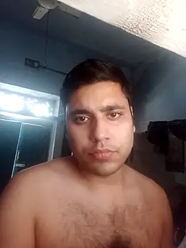 Snapshot of Desirock001 chatting on April 3, 2026, 9:51 am Desirock001 online show from April 3, 2026, 9:51 am