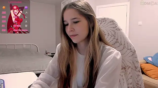 Snapshot of ValerieBubbles chatting on November 12, 2025, 7:46 pm ValerieBubbles online show from November 12, 2025, 7:46 pm