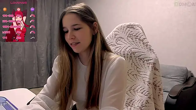 Snapshot of ValerieBubbles chatting on December 19, 2025, 8:27 pm ValerieBubbles online show from December 19, 2025, 8:27 pm