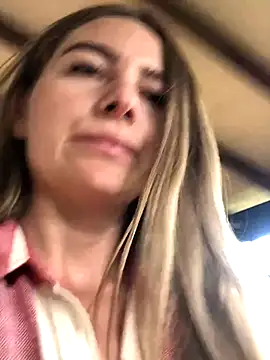 Snapshot of Angiehuston1 chatting on October 14, 2025, 12:17 pm Angiehuston1 online show from October 14, 2025, 12:17 pm