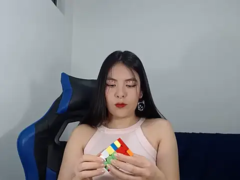 EloiseJun online show from October 26, 2025, 10:36 pm