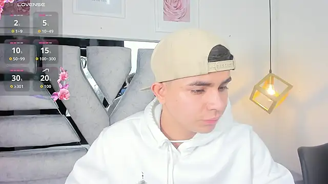 Snapshot of lianfox_ chatting on November 1, 2025, 1:02 pm lianfox online show from November 1, 2025, 1:02 pm