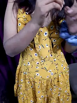 Snapshot of Monalisa670 chatting on November 13, 2025, 7:13 pm Monalisa670 online show from November 13, 2025, 7:13 pm