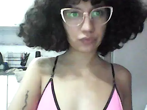 loliporomero online show from April 10, 2026, 1:55 am