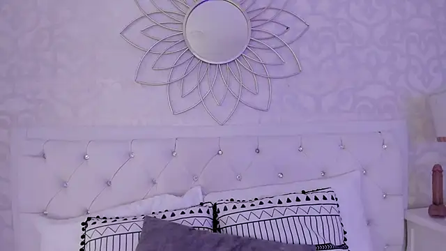 Cassie66  online show from December 22, 2025, 3:36 am