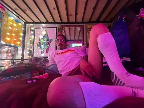 bigdickkane300 online show from June 5, 2026, 2:18 am