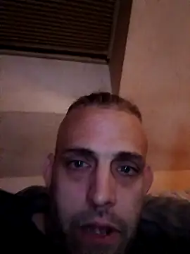 Snapshot of Stranwunder69 chatting on September 18, 2025, 10:06 am Stranwunder69 online show from September 18, 2025, 10:06 am