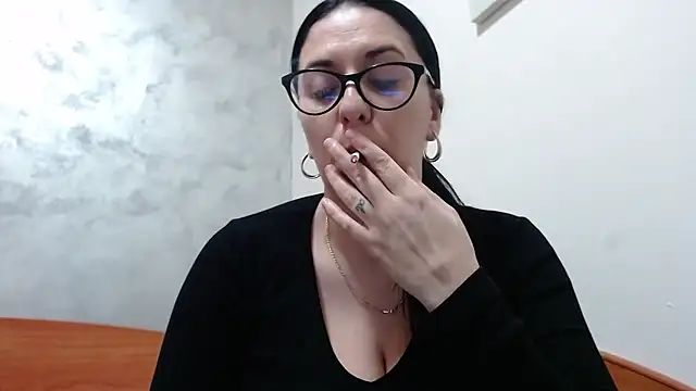 Snapshot of jollene chatting on January 9, 2026, 3:15 pm jollene online show from January 9, 2026, 3:15 pm