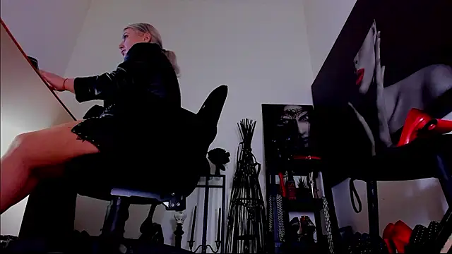 Snapshot of demisweet chatting on February 2, 2026, 3:05 am demisweet online show from February 2, 2026, 3:05 am