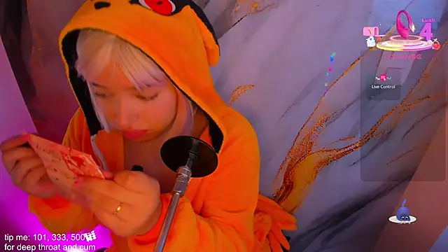 hinata dolly online show from December 4, 2025, 8:56 am