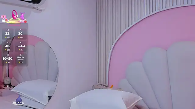 hinata dolly online show from January 14, 2026, 11:27 am