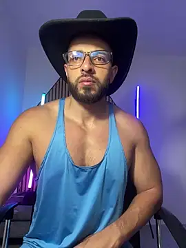 Snapshot of magnumchris chatting on February 20, 2026, 11:00 am magnumchris online show from February 20, 2026, 11:00 am