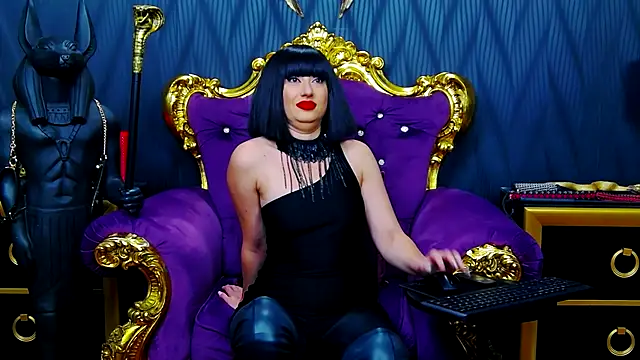 LaraMaeve online show from September 15, 2025, 5:07 am