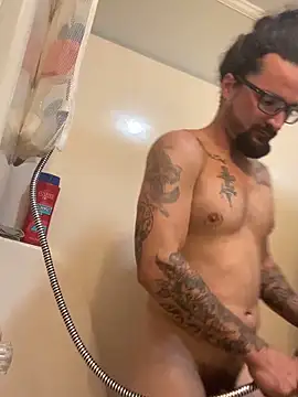 Lilbig 24 online show from December 15, 2025, 9:02 am