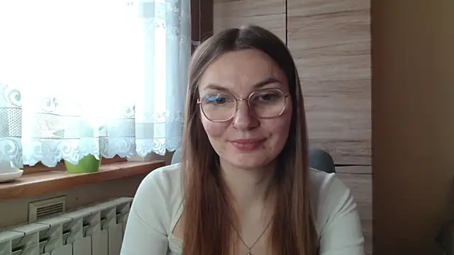 Snapshot of LooveELLYx chatting on October 28, 2025, 7:34 am LooveELLYx online show from October 28, 2025, 7:34 am