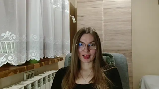 Snapshot of LooveELLYx chatting on November 21, 2025, 5:28 am LooveELLYx online show from November 21, 2025, 5:28 am