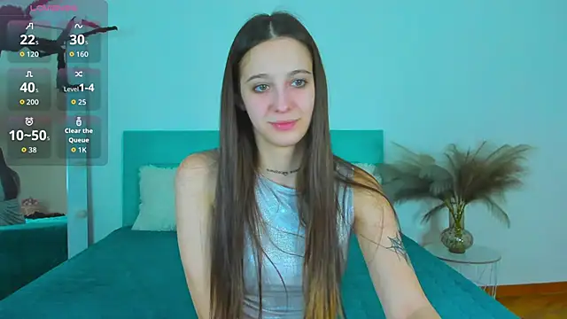 Snapshot of Little_cherryy__ chatting on November 4, 2025, 10:03 am Little cherryy online show from November 4, 2025, 10:03 am