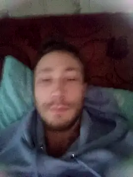 Snapshot of CuteBoy228 chatting on December 19, 2025, 1:18 pm CuteBoy228 online show from December 19, 2025, 1:18 pm