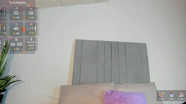 Sophia Ebony online show from October 14, 2025, 1:34 pm