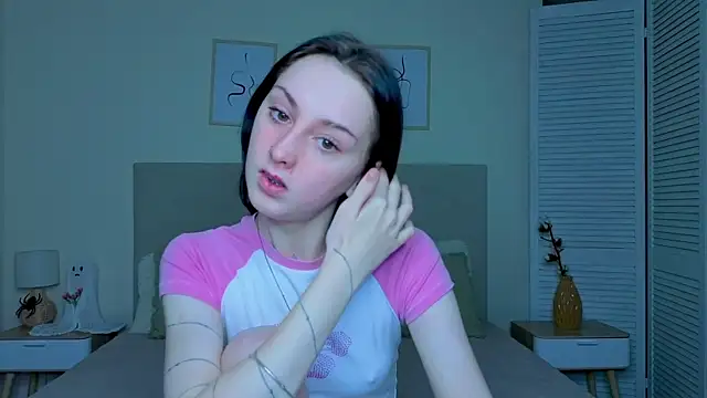 Little moly999 online show from December 19, 2025, 3:13 am